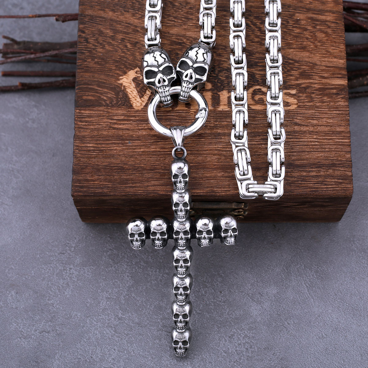 Stainless Steel Cross Skull Pe – Street Fashion Mood recenzja i cena